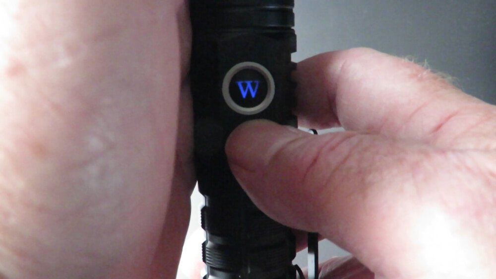 Wuben C2 Flashlight and Powerbank Combo